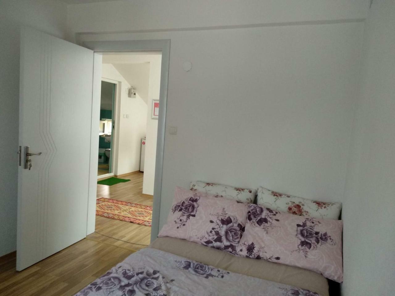 Family House Near Motorway 6 Guests 3 Bedrooms Veles Exterior foto