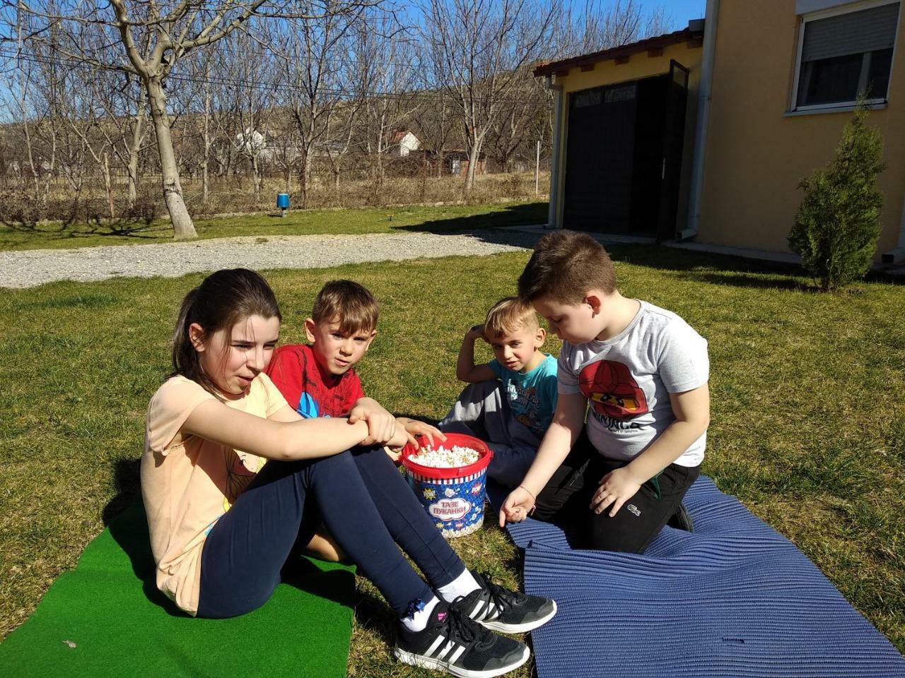 Family House Near Motorway 6 Guests 3 Bedrooms Veles Exterior foto